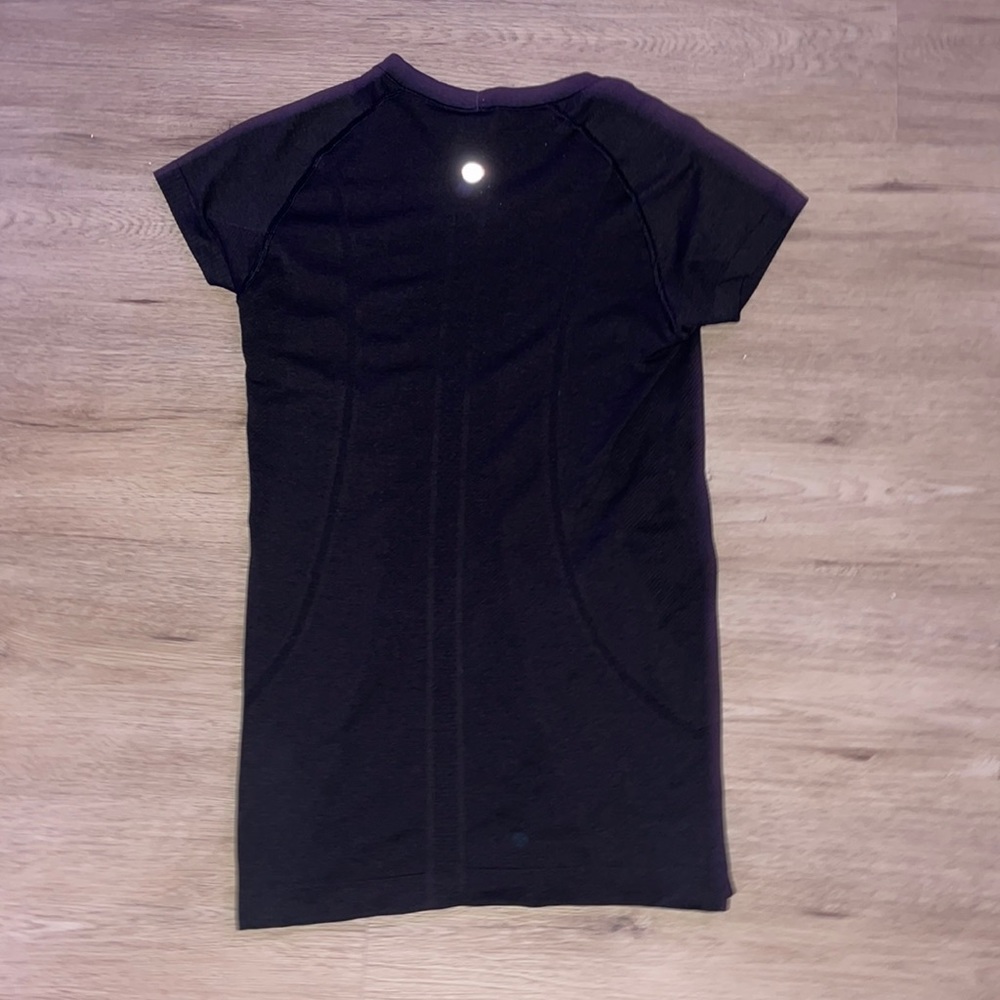 Black Lululemon Tee- size 4